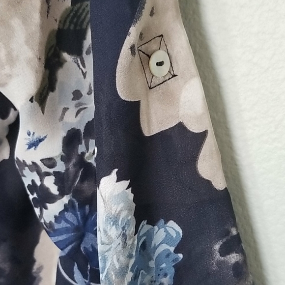 Soft surroundings Danica Office Botanical Lightweight floral blouse XS - Picture 8 of 8